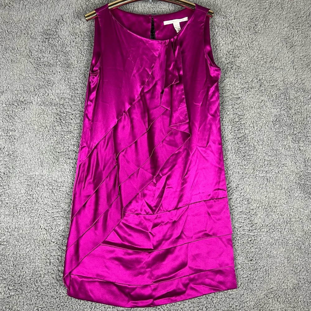 DVF‎ Diane Von Furstenberg Womens 4, 100% Silk Sleeveless Magenta Dress Ruffled